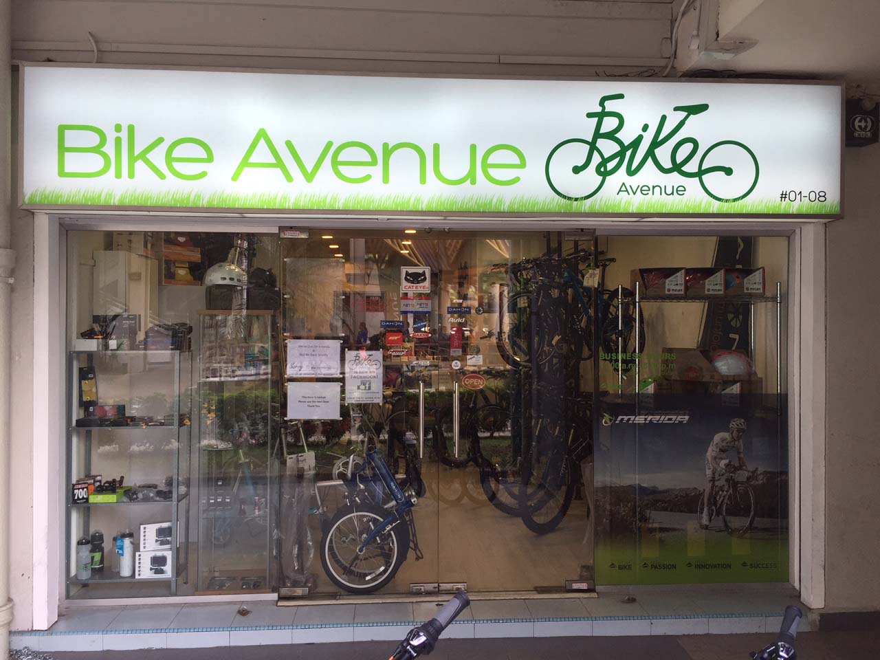 bike shop bike shop